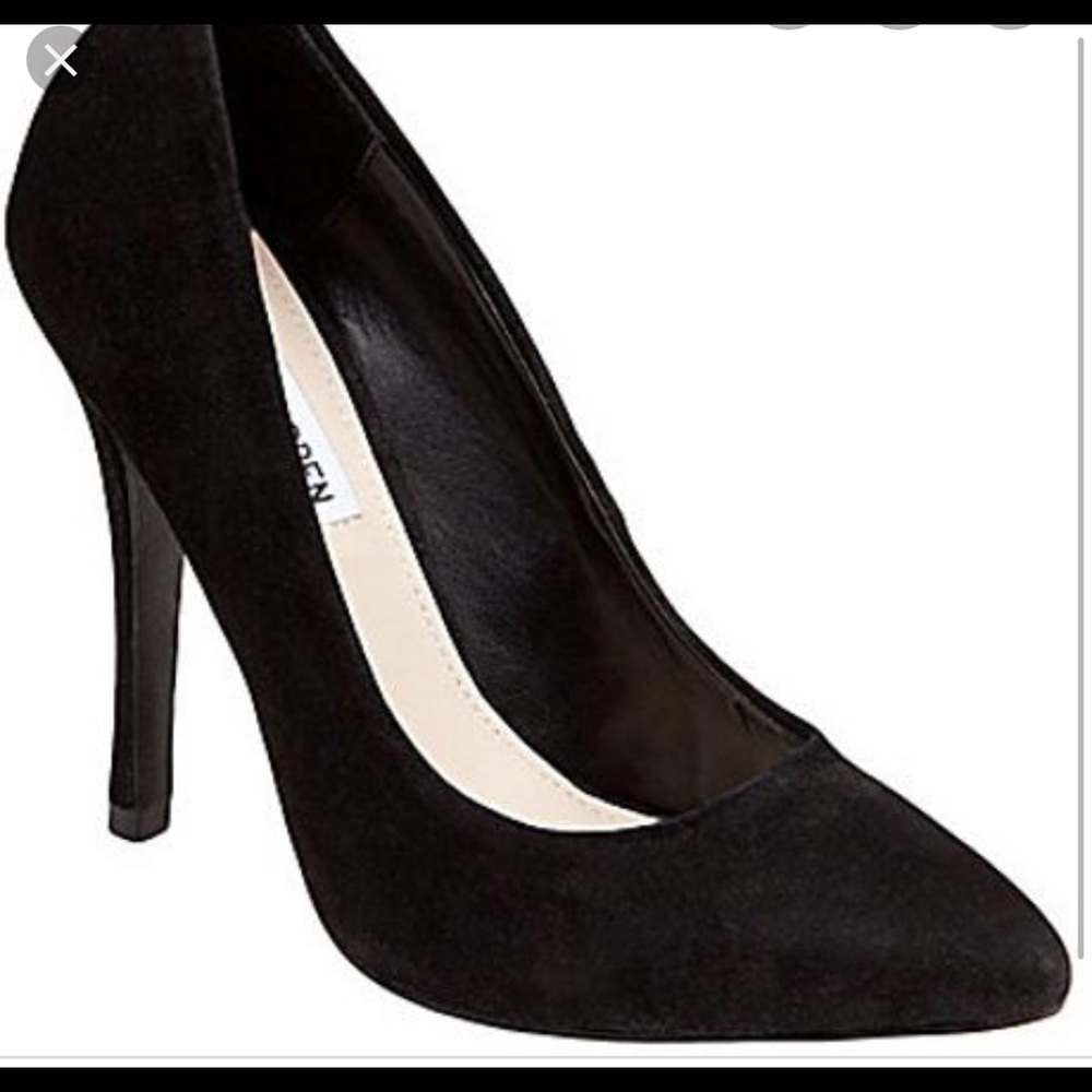 Steve Madden black suede pumps 9.5